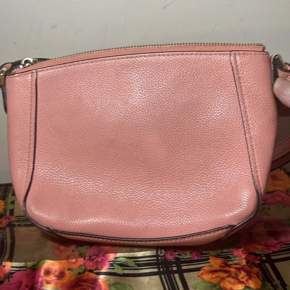 Kate Spade crossbody. - Picture 7 of 14